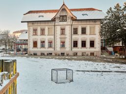 Bar- und Naturaliensammlung der Schule Region Zäziwil für das Wintersportlager
